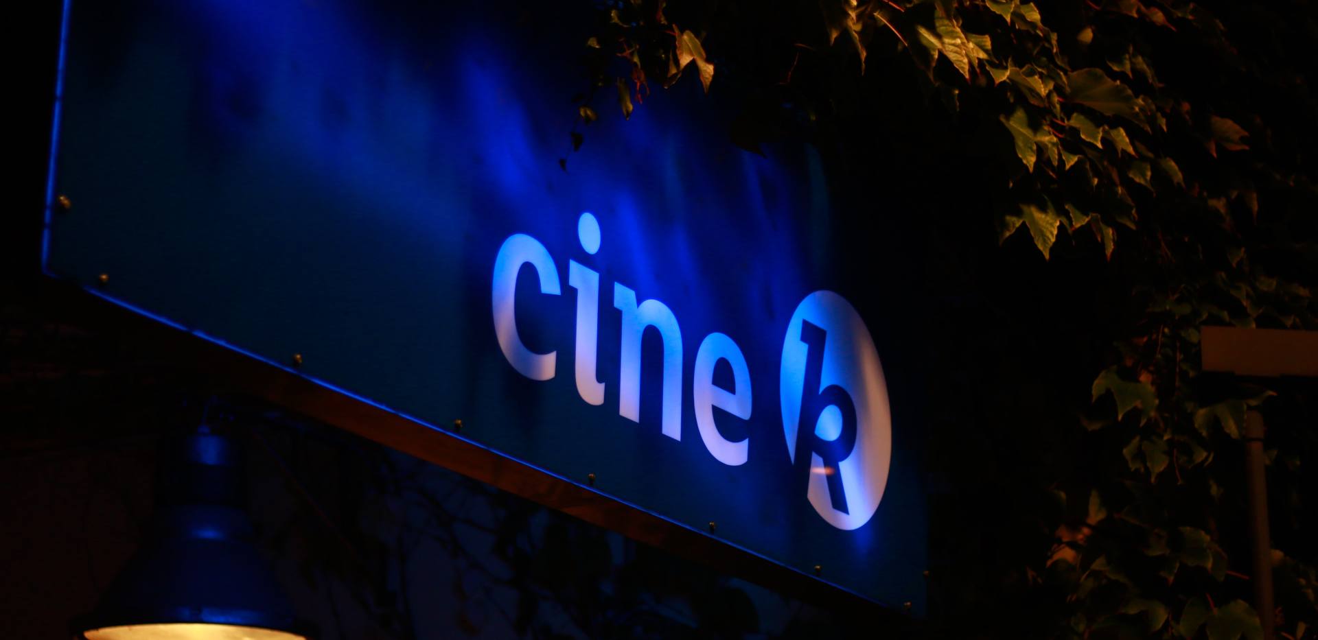 Cine k