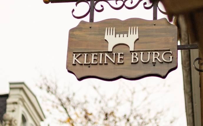 kleine-burg-otm-l1008377-sf