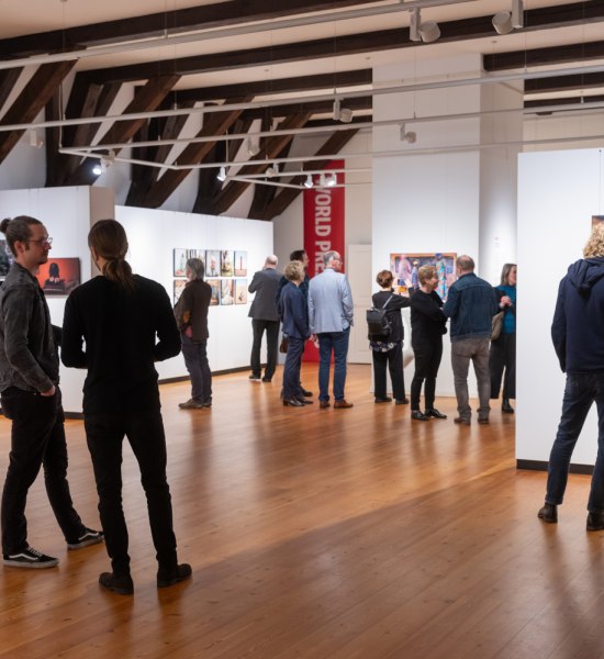 Die World-Press-Photo-Ausstellung zieht Jahr für Jahr Tausende an Besucherinnen und Besuchern ins Landesmuseum.