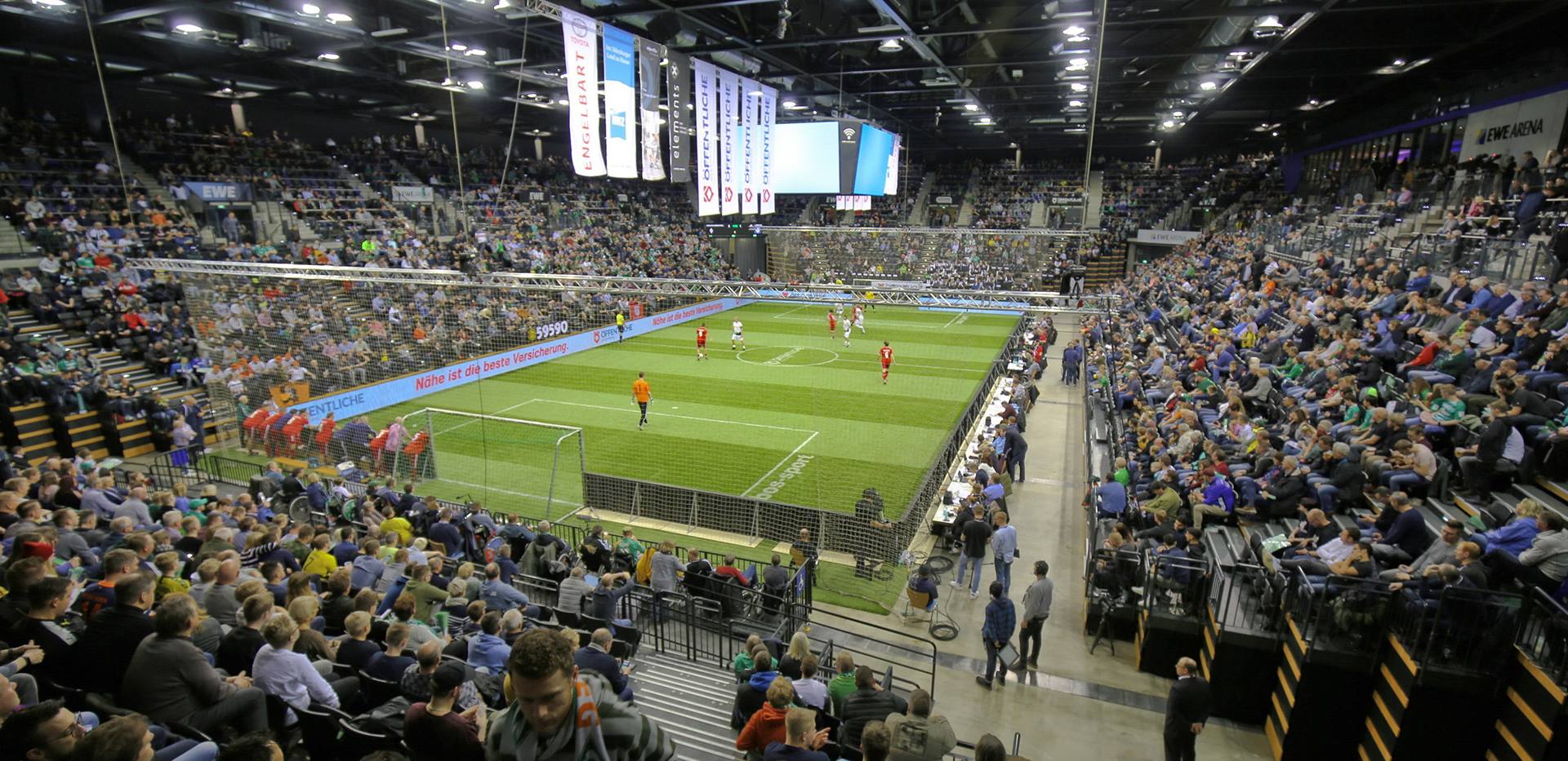 Hallenfußballturnier mit Traditionsmannschaften